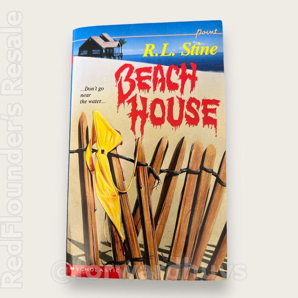 R.L. Stine - Beach House -Scholastic Inc - Vintage 1992 Paperback in EUC